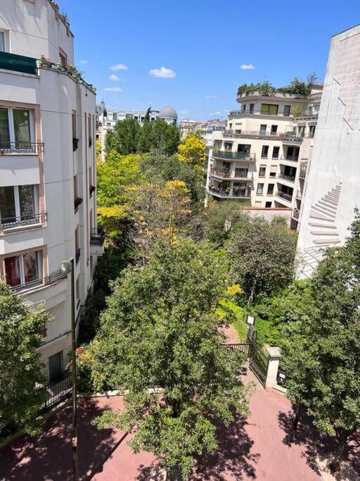 Studio A Deux Pas De Paris Apartment Levallois-Perret Luaran gambar